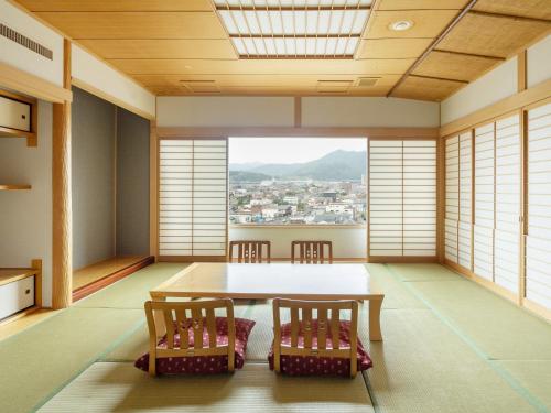 Suite with Tatami Area - Non-Smoking