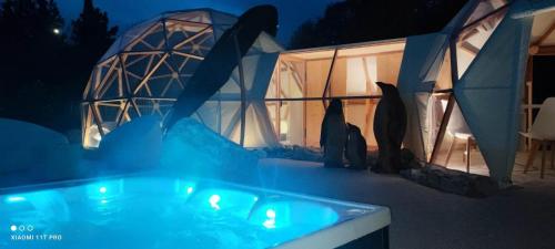 ทัศนียภาพภายนอกโรงแรม, Lodges des Grands Chênes (Lodges des Grands Chenes) in เวอซูล