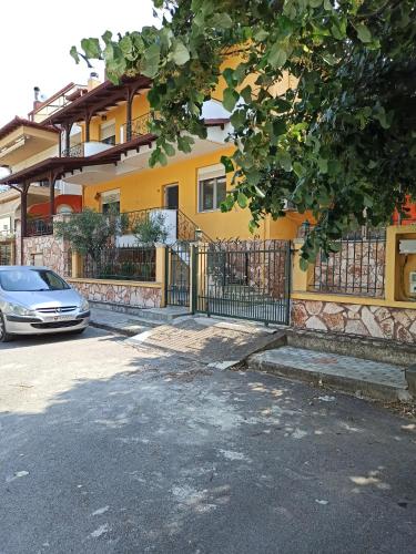 Theodoras House