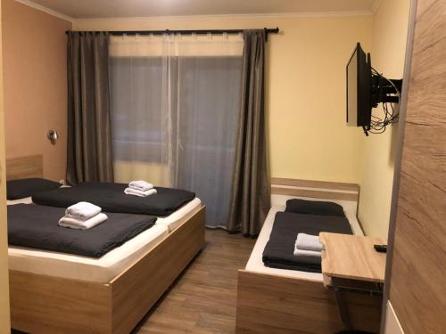 Deluxe Double Room with Extra Bed