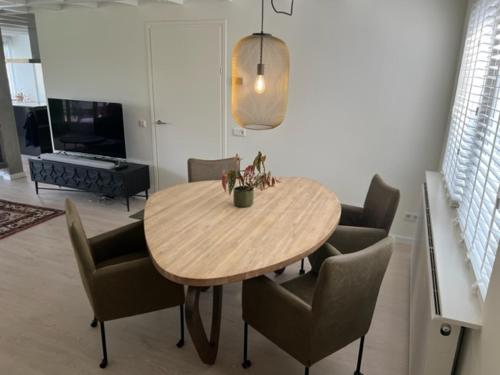 Villa Lombok in Verspreide huizen Eext