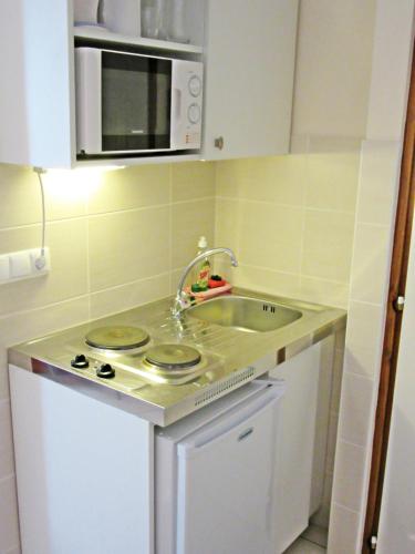 Süle Apartments & Rooms - image 8