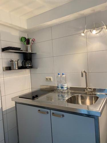 Konyha, Hotel Strand-Café mit Gästehaus Charlotte (Hotel Strand-Cafe mit Gastehaus Charlotte) in Langenargen