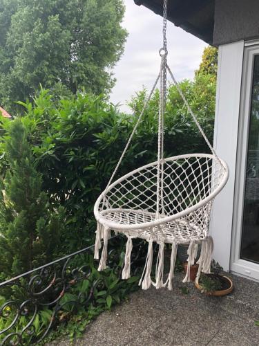 Kert, Ferienhaus mit eigenem Garten und Terrasse in Lindau városközpont