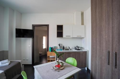 Kitchen, Bnbook Residence Matteotti in Novara
