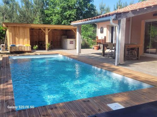 Grande maison de vacances 12pers PISCINE