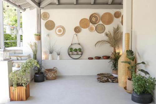 Dohos Skiathos Suites 2