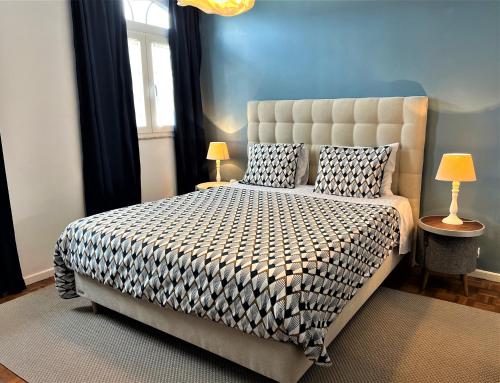 2 twin beds