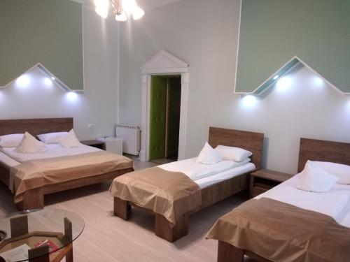 Pensiunea Casa Rusu - image 2