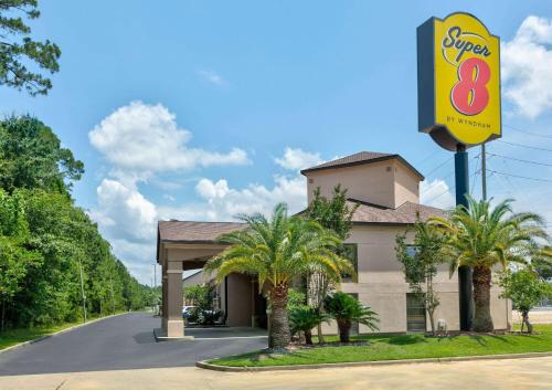 Super 8 by Wyndham Diberville Biloxi Area