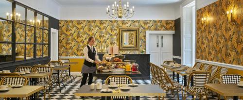 Summerhill House Hotel - image 2