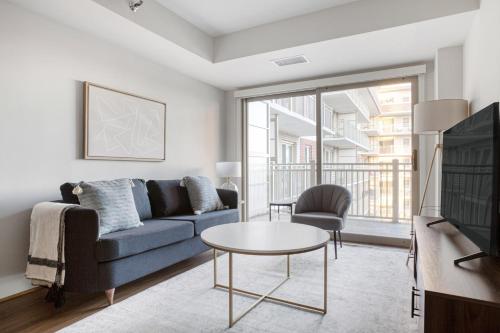 Ballston 1BR w Pool WD Gym nr Bars Metro WDC-390 in Arlington, USA
