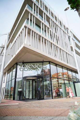 The CORNR Hotel, Ньивпорт