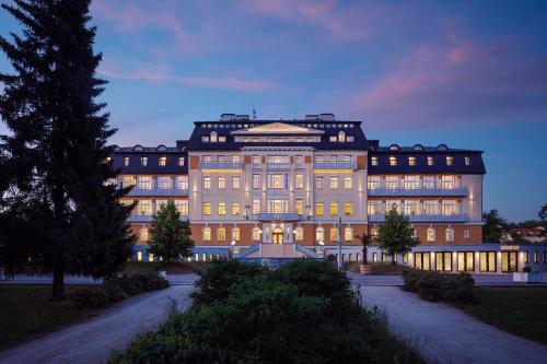 . Harvey Spa Hotel