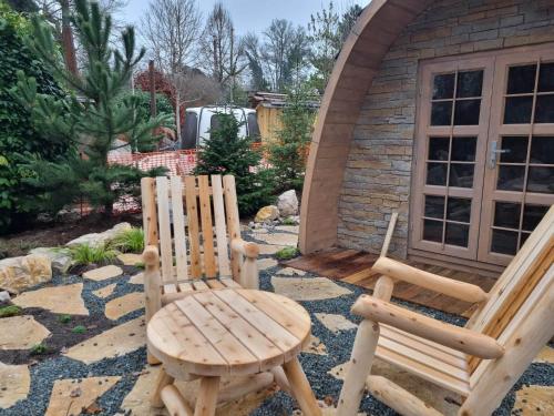 ทัศนียภาพภายนอกโรงแรม, Lodges des Grands Chênes (Lodges des Grands Chenes) in เวอซูล