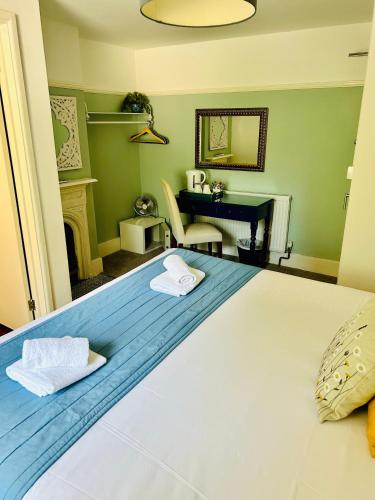 1 queen bed