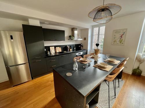 Зручності, La Maison Pinot Noir in Жеврі-Шамбертон