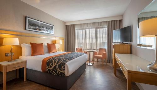 Clayton Hotel Liffey Valley - image 4