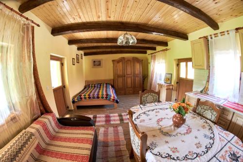 Casa Ciobanca - Accommodation - Vadu Crişului