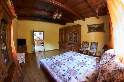 Istaba viesiem, Casa Ciobanca in Sunksujusa