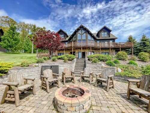 Lake Access Hot Tub Fire Pit Free Golf More image