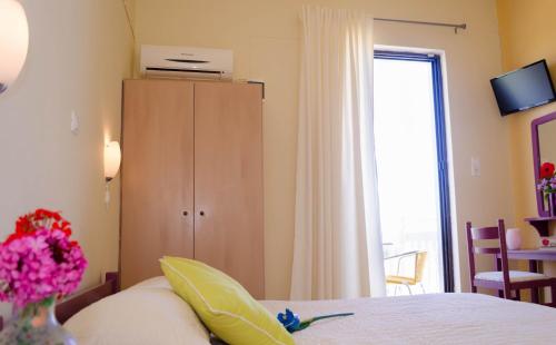 Oasis - Harbor House, Lithakia (photo 5)