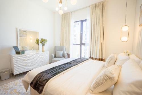 Nasma Luxury Stays - Fancy Apartment With Balcony Close To MJL's Souk