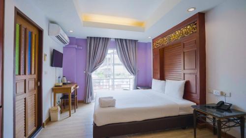 1 queen bed