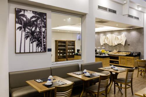 Restaurant, Promenade Link Stay Barra da Tijuca in Barra da Tijuc
