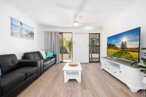 Hervey Bay Shelly Beach Stay ,Pet Friendly 300m to beach