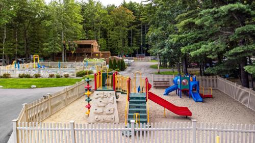 兒童遊樂場, Sun Outdoors Saco Old Orchard Beach in 薩高