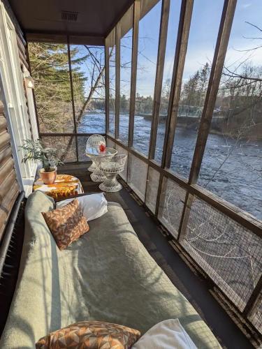 Le Perché-sur-la-rivière (Le Perche-sur-la-riviere) in Saint-Charles-Borromée (QC)