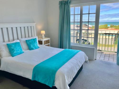 26 Settler Sands Beachfront Accommodation Sea View