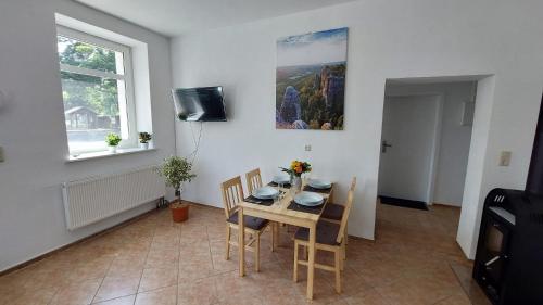 Ferienwohnung am Hofladen Hellendorf - Sächsische Schweiz