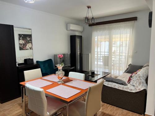 Philoxenia Oasis Supreme Apartment