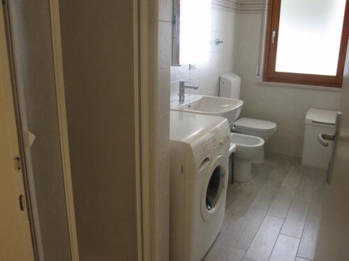 Two-Bedroom Apartment image 4
