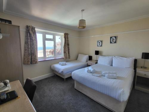 Standard Triple Room with Sea View - Top Floor