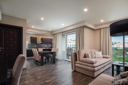 Hotel Central Beach 9 in Makarska