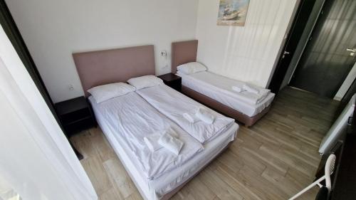 Triple Room with Terrace room in Gesi Puch