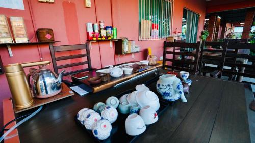 HUAQIAO HOME 侨之家免费供早餐free breakfast served in 仙本那