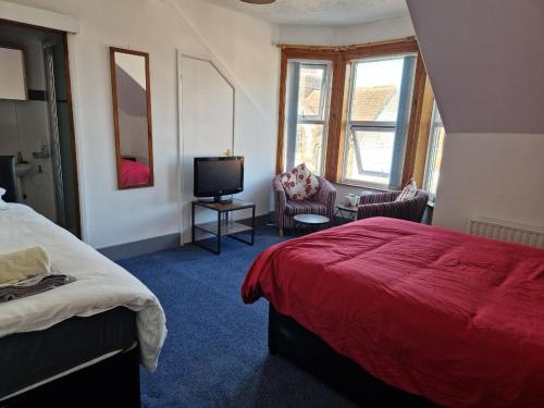 2 twin beds