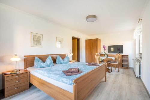 Double Room with Shower