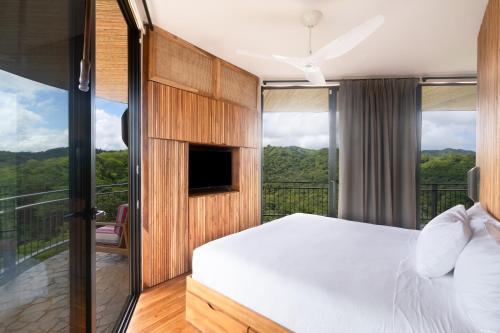 471166875 Suitree Experience Hotel