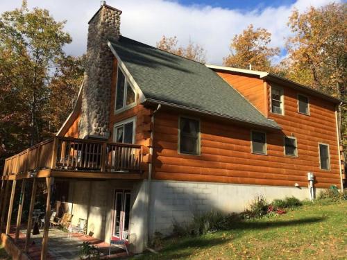 Beautiful Log Home, Lake side. in New Hope, Vereinigte Staaten von Amerika