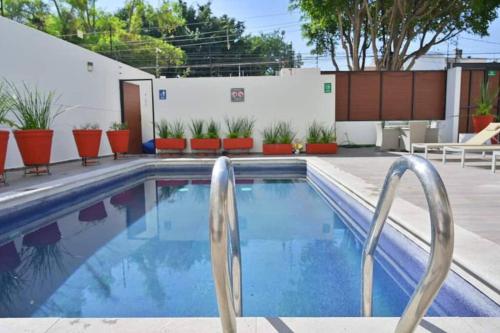 Chapultepec Prime Location: Pool, Rooftop, Parking, Speed WiFi. 01