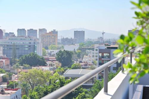 Chapultepec Prime Location: Pool, Rooftop, Parking, Speed WiFi. 01