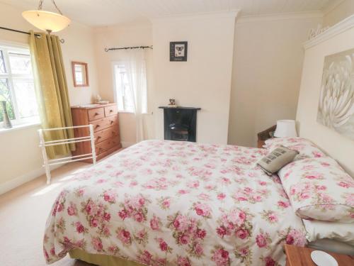 Sunnyside Cottage Filey - image 2