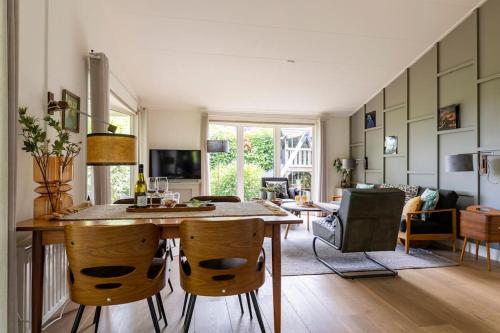 NOFLIK, een gezellig chalet met een fraaie en rustige ligging in Buurtschap Stegerveld