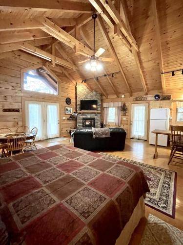 Laurel Wood - 1 Bedrooms 1 Baths Sleeps 4 home - image 5