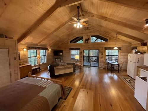 Loose Moose - 1 Bedrooms 1 Baths Sleeps 4 home - image 10